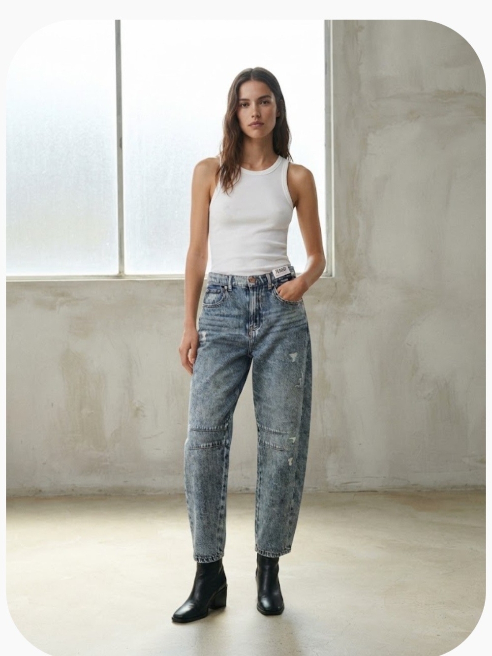 REWASH Effortless Slim Barrel Jeans Acid Wash Low Pro Size 5 / 27